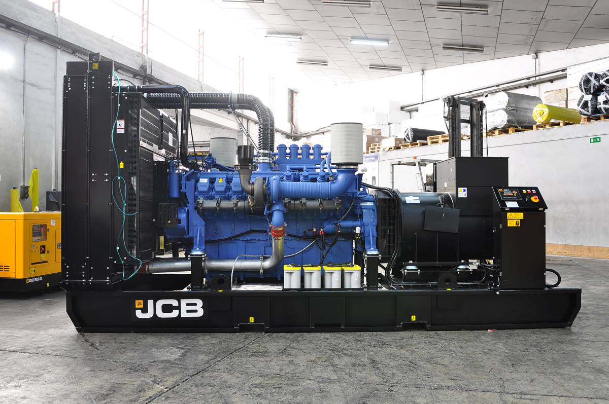 JCB Broadcrown is supplying One Bank Street with five JCB MTU generators - enough to power the equivalent of 5,000 homes.
