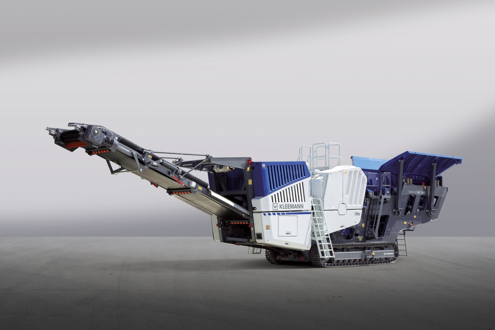 The new MOBICAT MC 120 Z PRO mobile jaw crusher is of highly durable design for use in quarrying operations and delivers high productivity