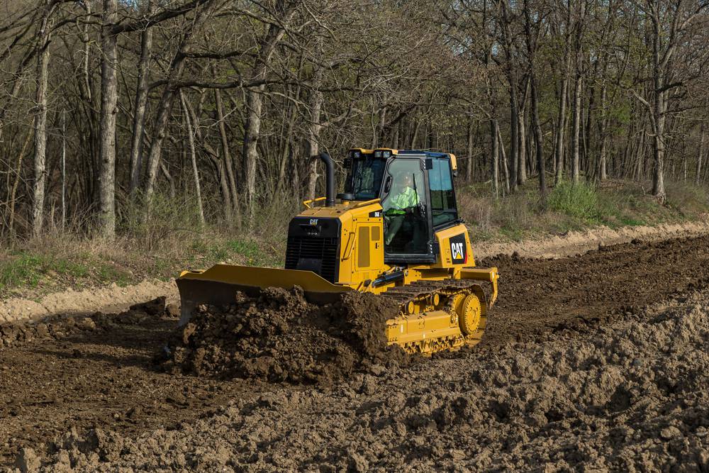 The D6K is optimized for grading, including an undercarriage design that provides fast, smooth finish grading capability.