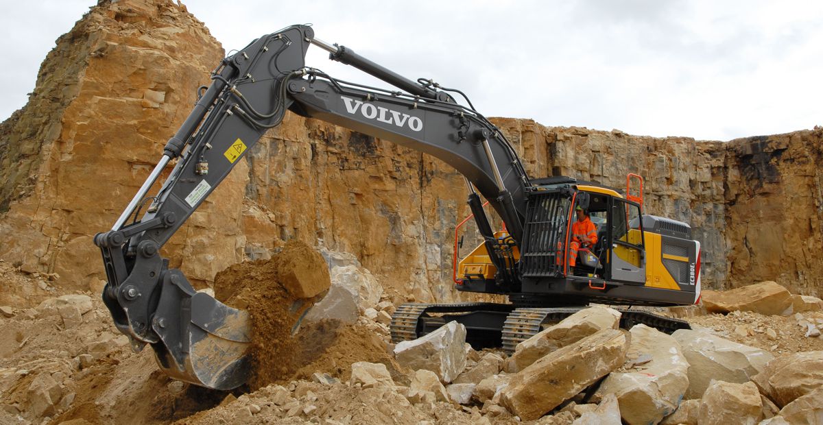 The Volvo EC380E crawler excavator will rehandle waste product which will be used in land restoration.