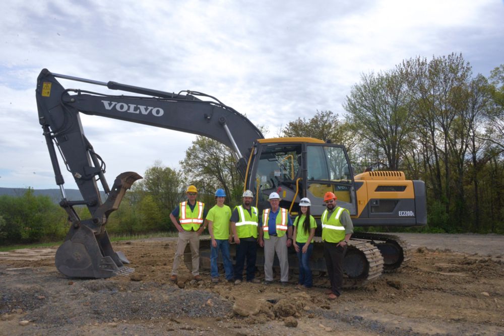From left to right: Ryan Flood, vice president of Highway Equipment & Supply; Tyler Breon, student at Pennsylvania College of Technology; Ryan Peck, operator training program instructor at Pennsylvania College of Technology; Brian Hoffman, account representative at Highway Equipment & Supply; Makenzie Witmer, student; and Justin Beishline, assistant dean for the School of Transportation & Natural Resources Technologies at Pennsylvania College of Technology
