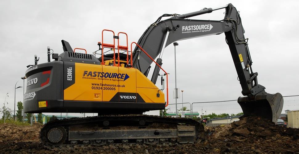Fastsource Director, Keith Blasket, adds another Volvo excavator to his plant fleet
