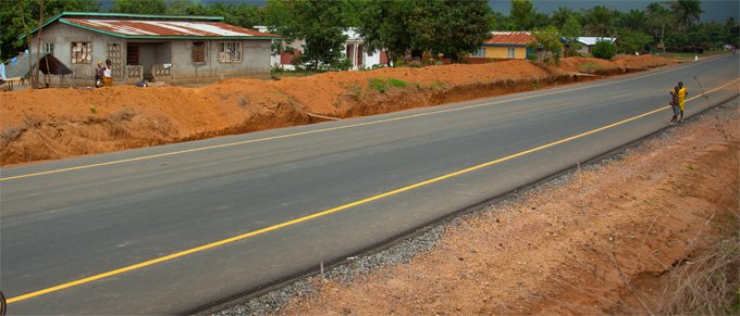 African Development Fund paves way for Guinea-Sierra Leone border road reconstruction with €48 million loan and grant finance