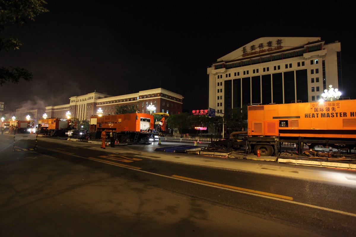 Hot-In-Place Recycling for Beijing's Chang’An Avenue