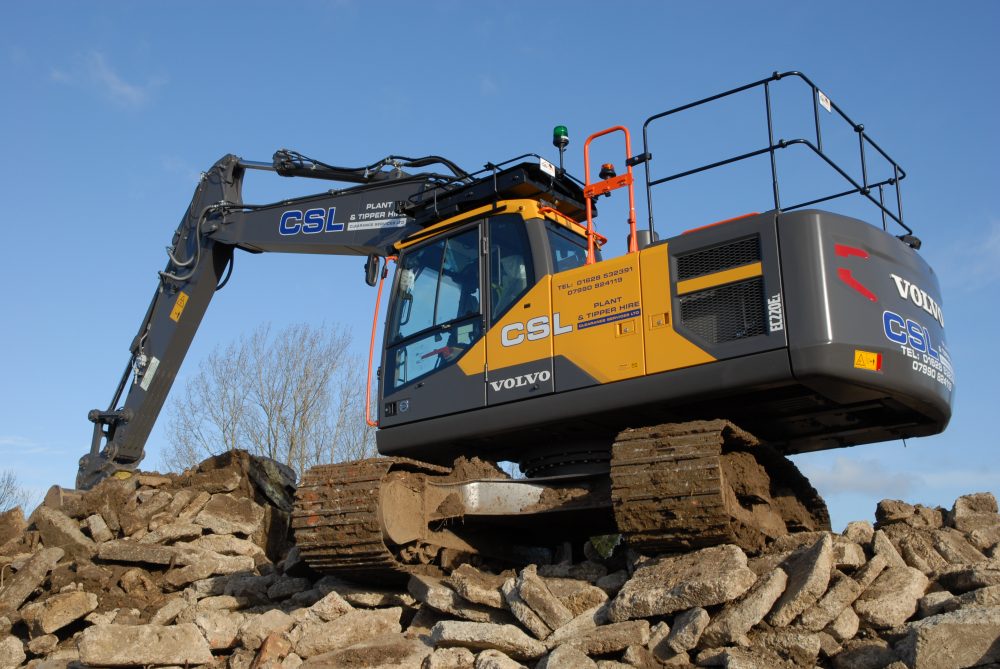 CSL’s new Volvo EC220E prepares to recycle crushed concrete on a development site.
