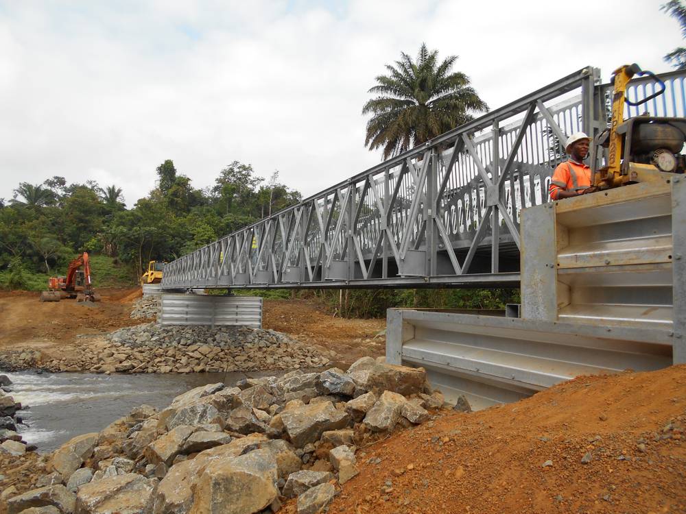 Liberia - Mount Coffee Hydropower Plant - Pedestrian bridge - Smartedge