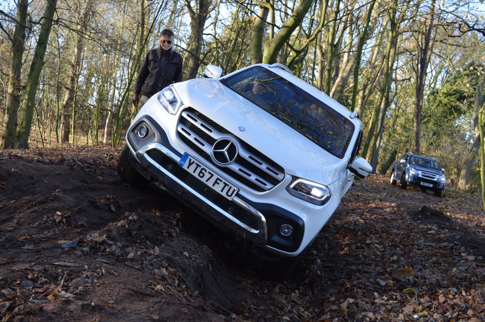 Mercedes-Benz X-Class Pickup honoured at the Professional Pickup and 4x4 Awards