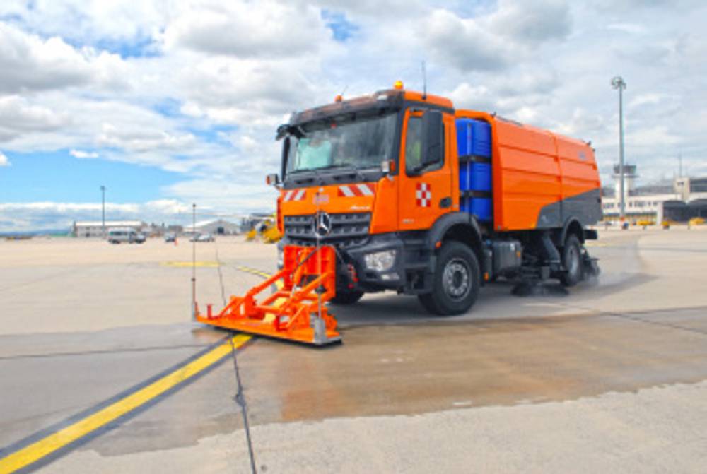 Schmidt Sweeper keeps the Kenyan Air Force clean