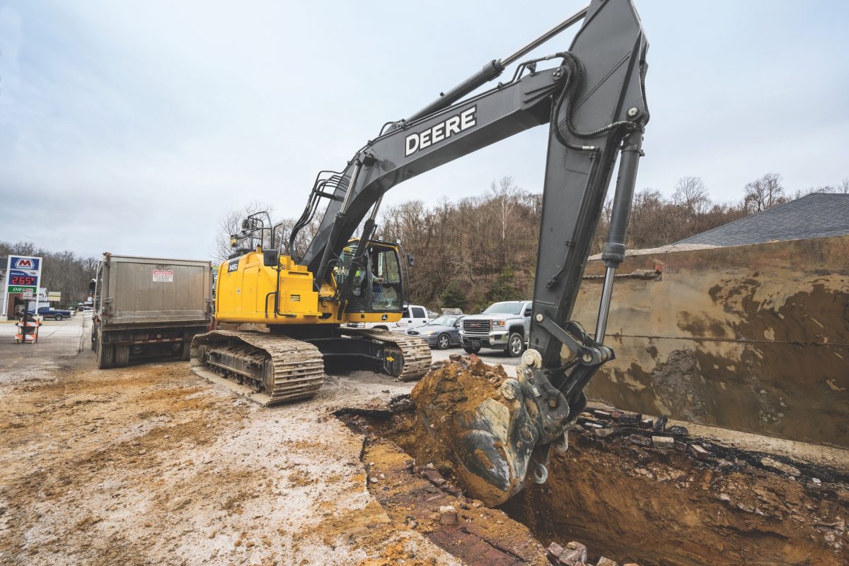 John Deere 345G LC Excavator gets into those tight spaces with ease