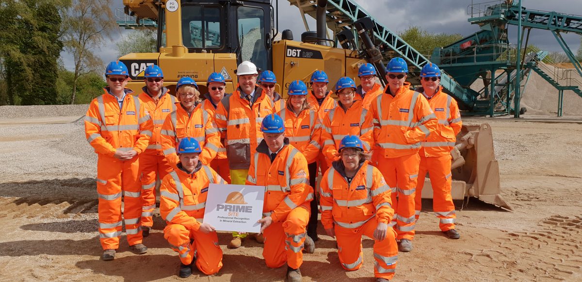 Staff at Grundon Sand & Gravel with IQ CEO James Thorne