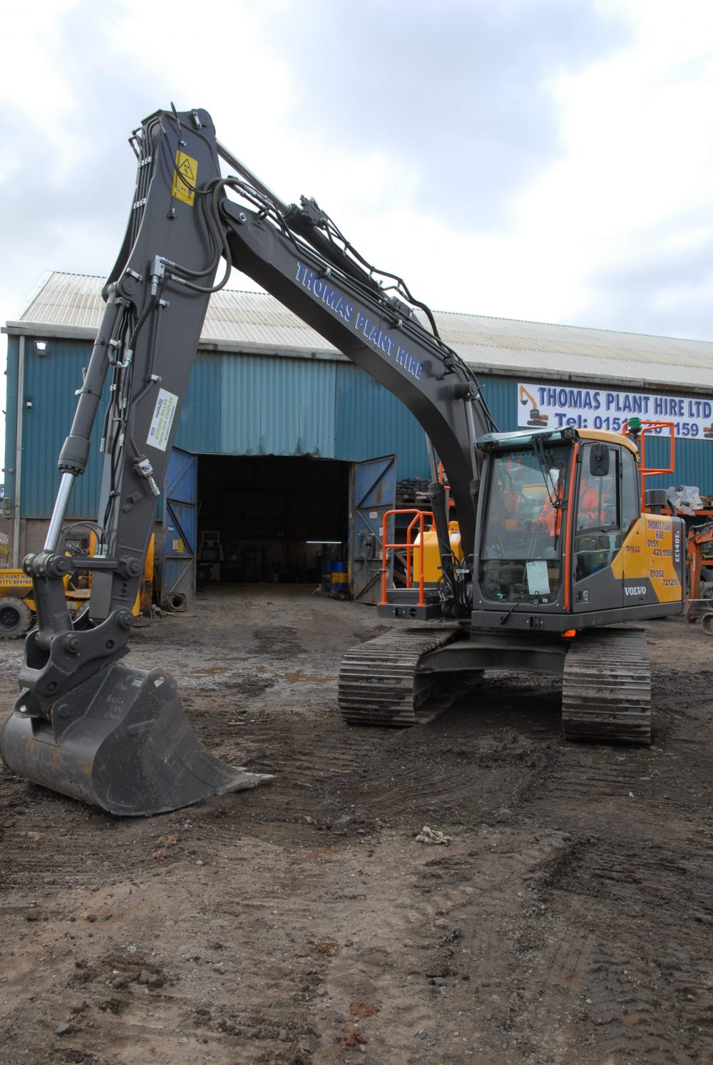 Ten shiny new 14 tonne Volvo Excavators for Thomas Plant in Wales