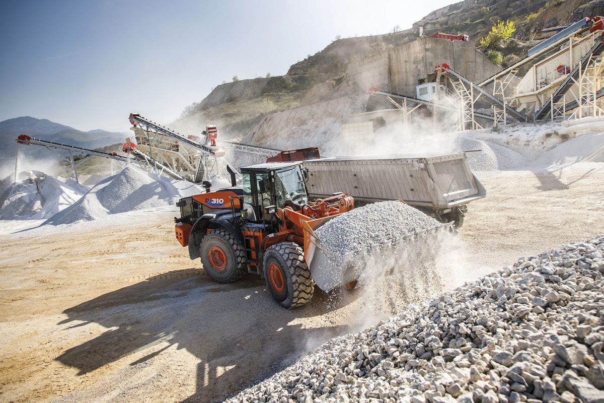 Efficiency of Bulgarian quarry proves value of Hitachi construction machinery