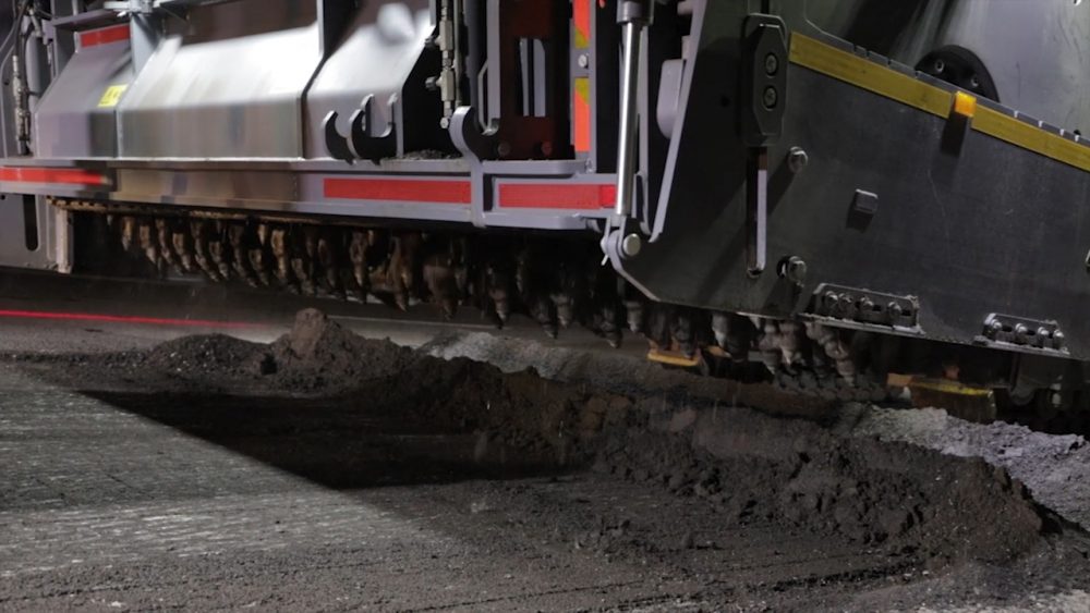Super sized milling and paving equipment speeding up resurfacing on the M62 in Yorkshire
