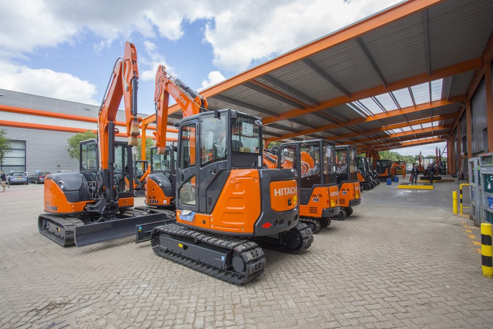 Hitachi modernises European mini excavator factory to enhance efficiency