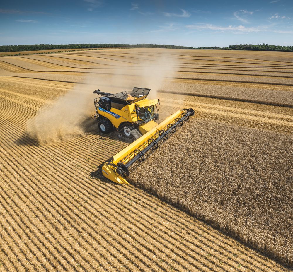 New Holland CR Revelation Combines takes automation to a new level