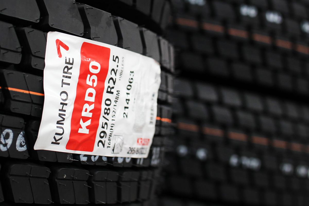 From hereon, R H Claydon will carry the entire range of Kumho’s medium and heavy truck tyre products
