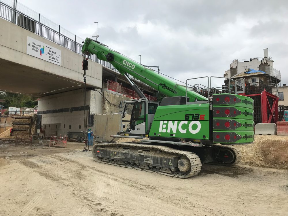 The ENCO’s SENNEBOGEN telescopic crane 673 E proving itself once again for special foundations works on the Grand Paris Express construction site