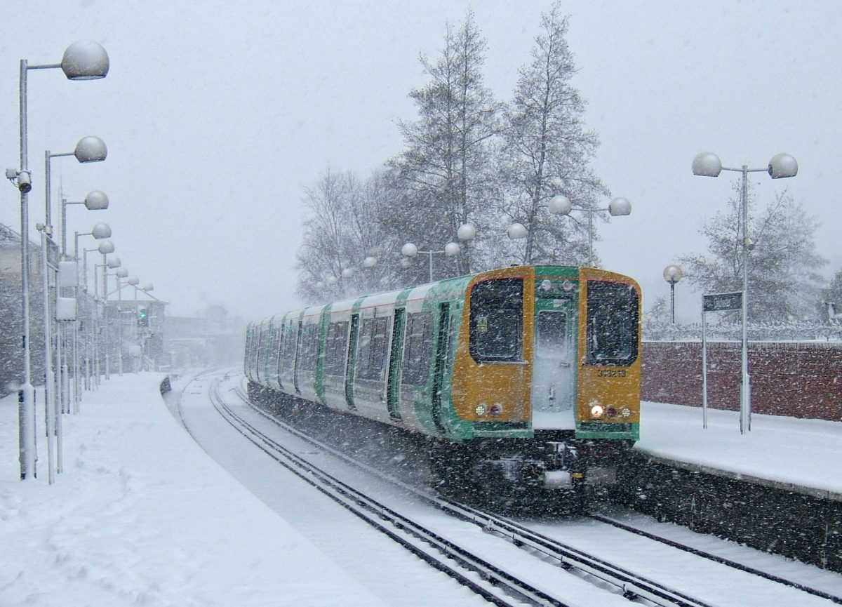 313 Southern train in snow