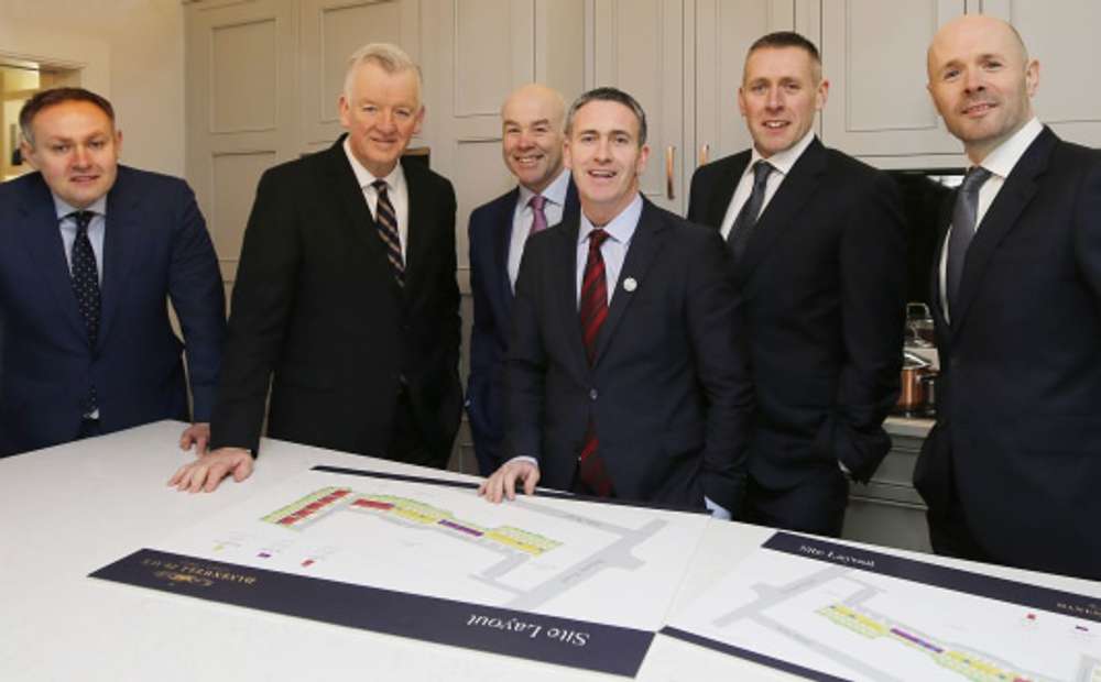 Pictured (from left): Brendan McNally (Executive Director and Co-Founder, MHI), Theo Cullinane (CEO, BAM Ireland), Chris Curtis (Joint MD and Co-Founder, MHI), Minister of State for Housing and Urban Development Damien English T.D., Adrian McNally (Executive Director and Co-Founder, MHI) and Stephen McManmon (Joint MD and Co-Founder, MHI).