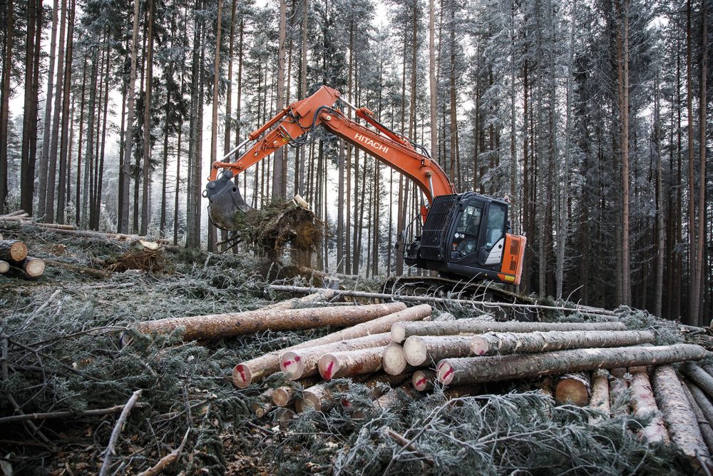 Fageraas Skogsdrift puts the new Hitachi Forestry Excavator to the test