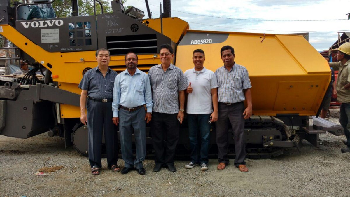 Relief for Central Sulawesi roads thanks to Volvo Pavers