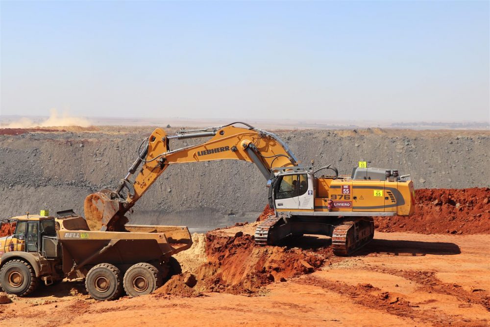Liebherr crawler excavators playing a key role at South African coal mine
